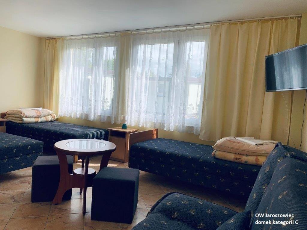 Ow Jaroszowiec Łazy Exteriör bild